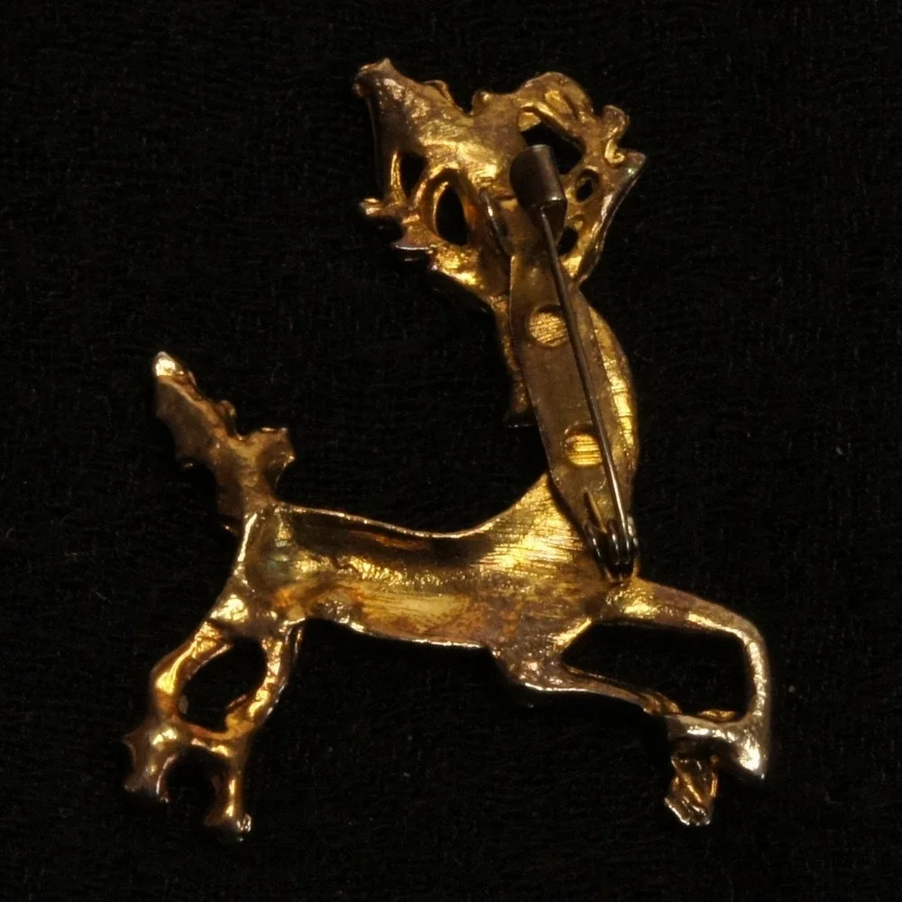 Vintage‎ Reindeer Brooch Gold Tone Christmas Pin Holly Antlers Rhinestone